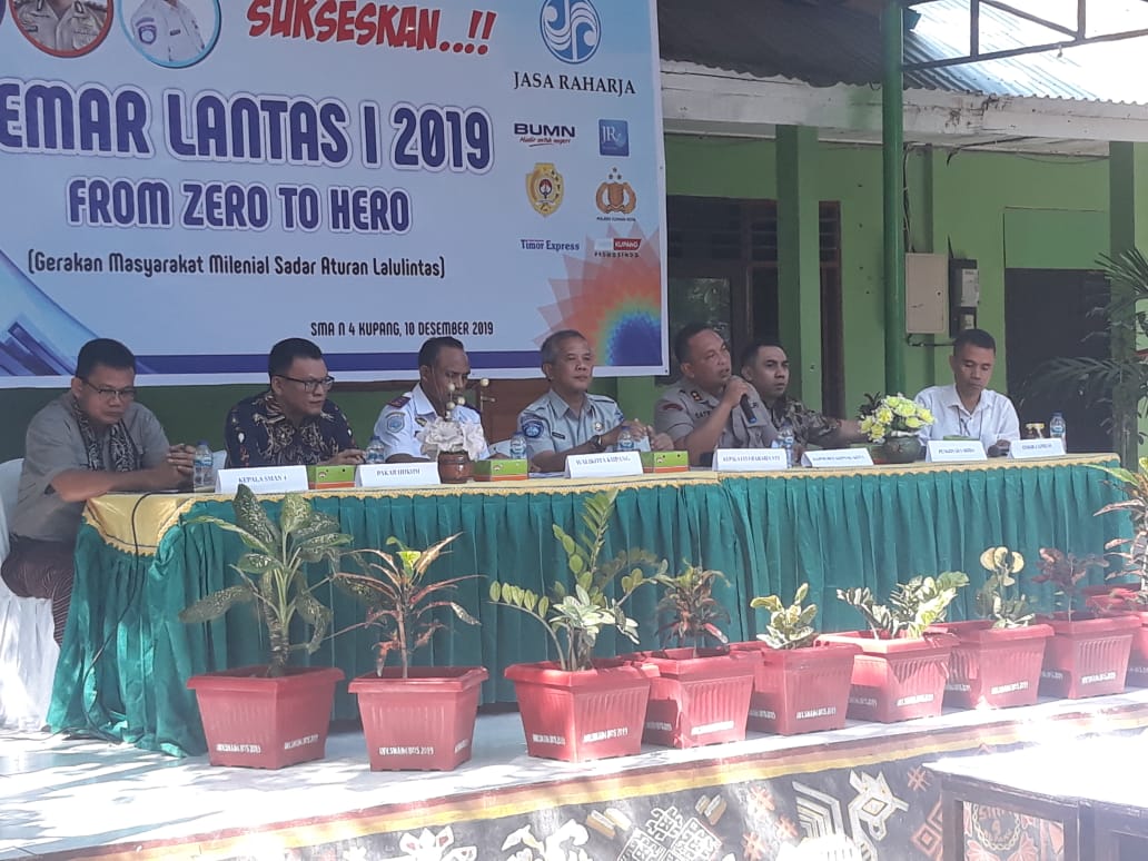 Sosialisasi Gerakan Masyarakat Milenial Sadar Aturan Lalu Lintas (GEMAR) I 2019 bertempat di SMA N 4 Kota Kupang.