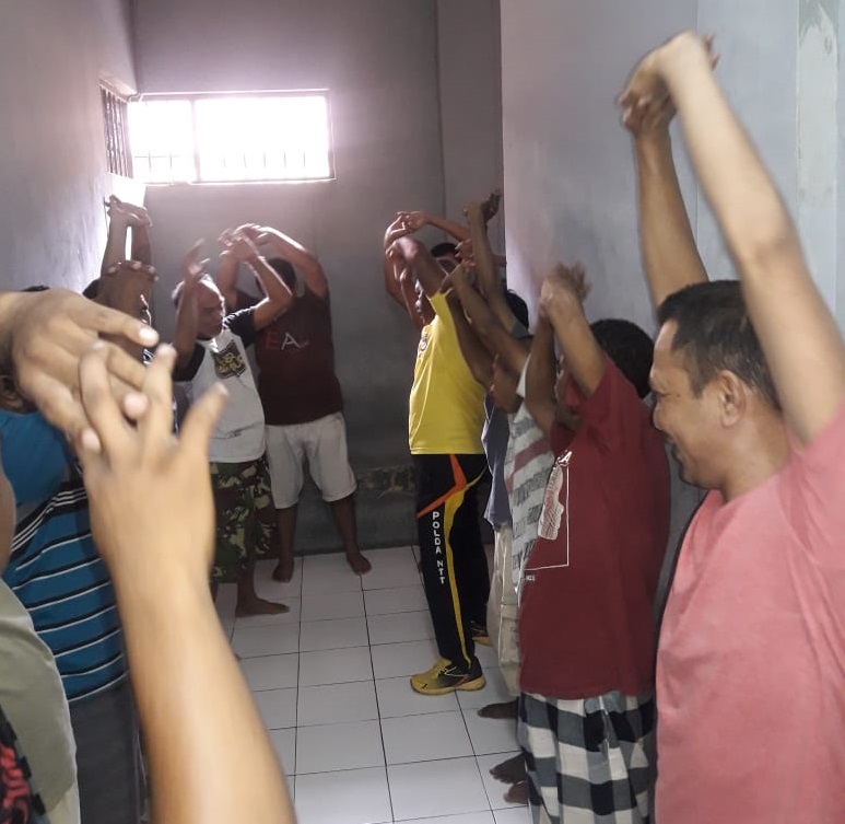 Cegah Virus Corona, Tahanan Polres Kupang Kota Laksanakan Olahraga